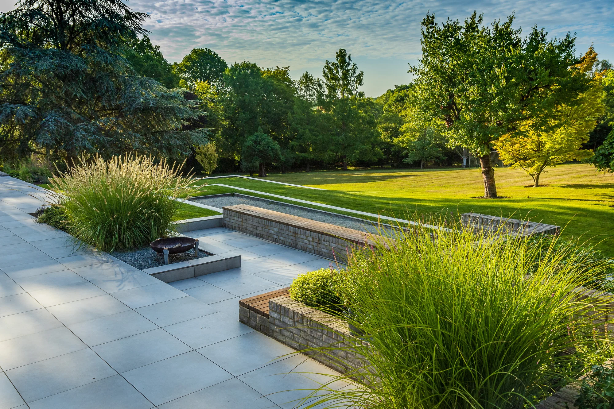 Entertaining Spaces for Modern House