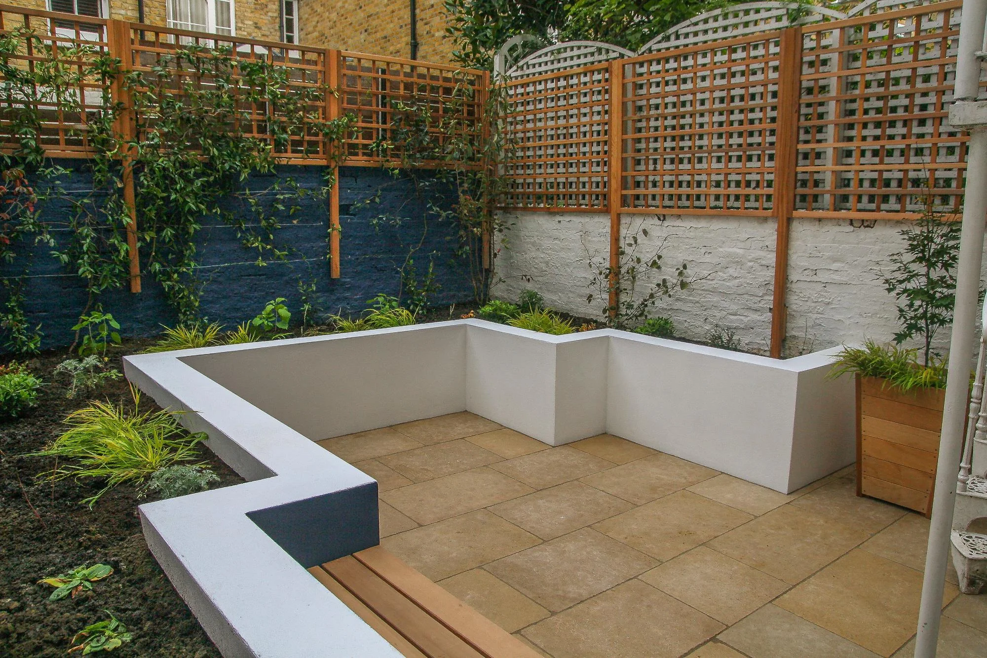 London Garden - Gallery 03